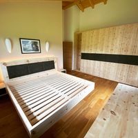 Zirbenbett/Bett/Schlafzimmer/Kleiderschrank/Zirbenholz/Schreiner Bayern - Cham Vorschau