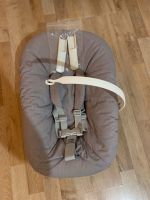 Stokke Tripp Trapp Newborn Set mit Spielzeughalter Hessen - Egelsbach Vorschau