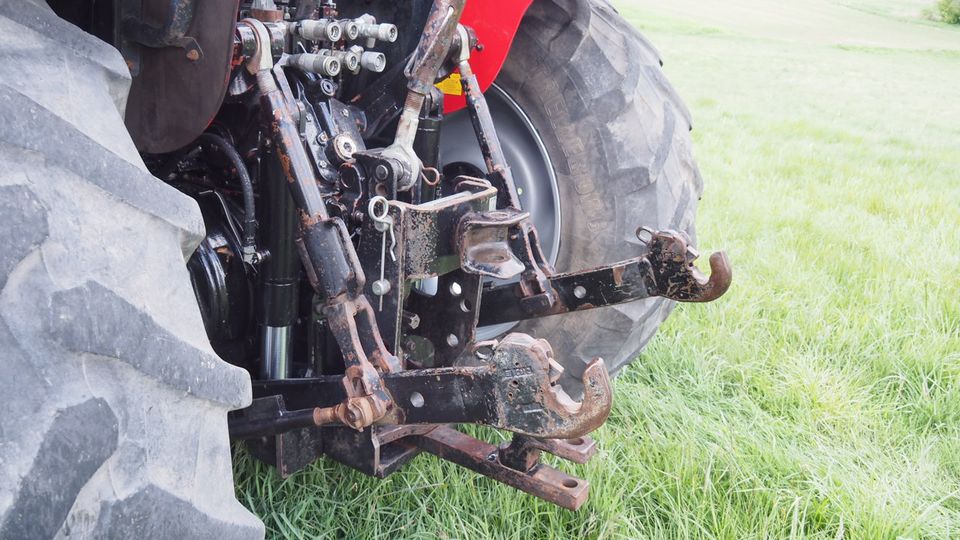 Massey Ferguson 5445 Traktor . Bj 2005 in Rothenburg