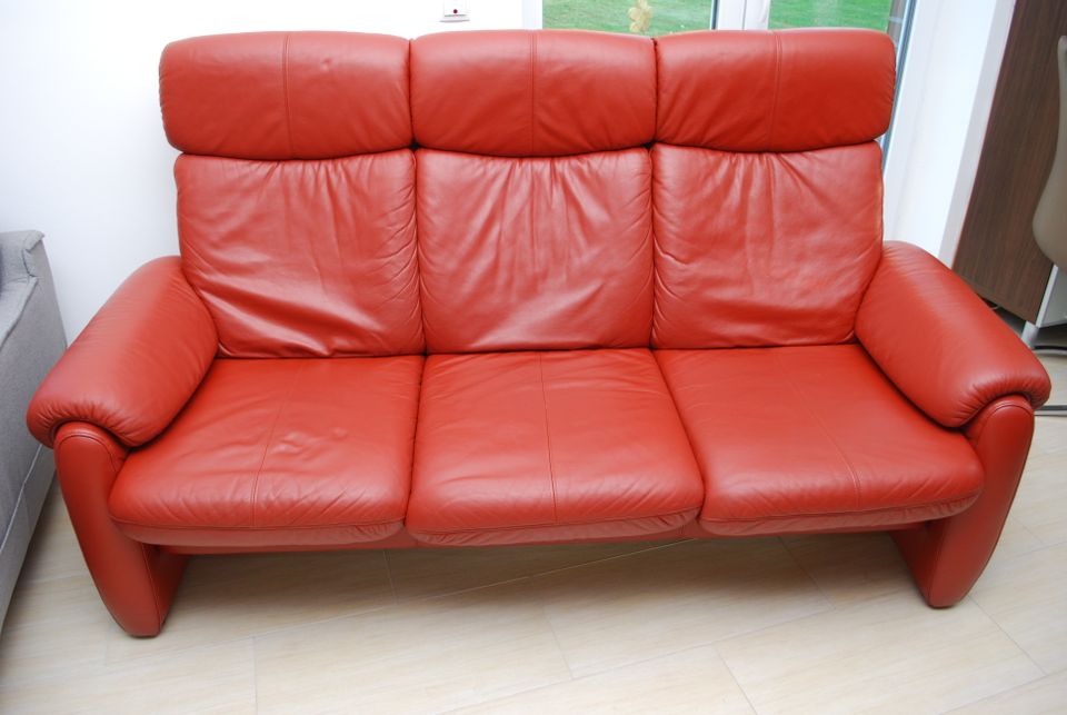 Ledersofa 3-Sitzer, echtes Leder, Farbe rot in Oldenburg