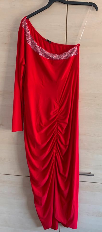 Tolles sexy One-Shoulder MAXIKLEID rot 44/46 in Perl