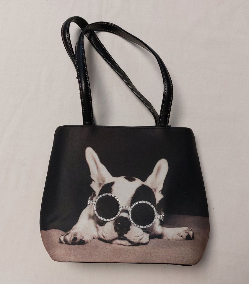 Tasche Mops Hund Brille neuw Hund Fell Retro Disney Kind Koffer in Metzingen