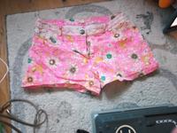 Shorts Jeans Neonpink Blumen bobo spitze Gr L Hannover - Döhren-Wülfel Vorschau