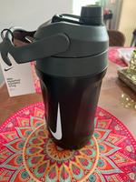 Neue Nike Trainings Flasche 1,8 l Rheinland-Pfalz - Ludwigshafen Vorschau