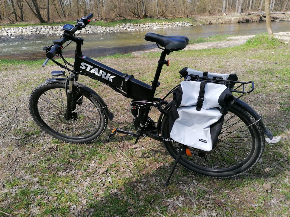 Klapp E-Bike 26 Zoll, schwarz in Langenbach