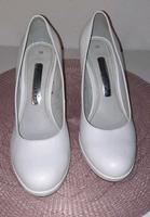 Weiße Tamaris Pumps Highheels Damenschuhe Absatzschuhe Rheinland-Pfalz - Worms Vorschau