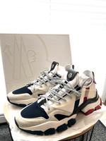 Moncler Trevor Gr. 44 / Wie Neu / Festpreis! Hessen - Gladenbach Vorschau