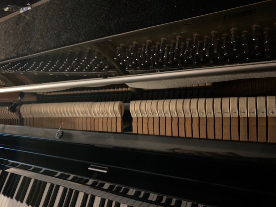 Kawai K200 ATX II Klavier Piano mit Silent Funktion in Trierweiler