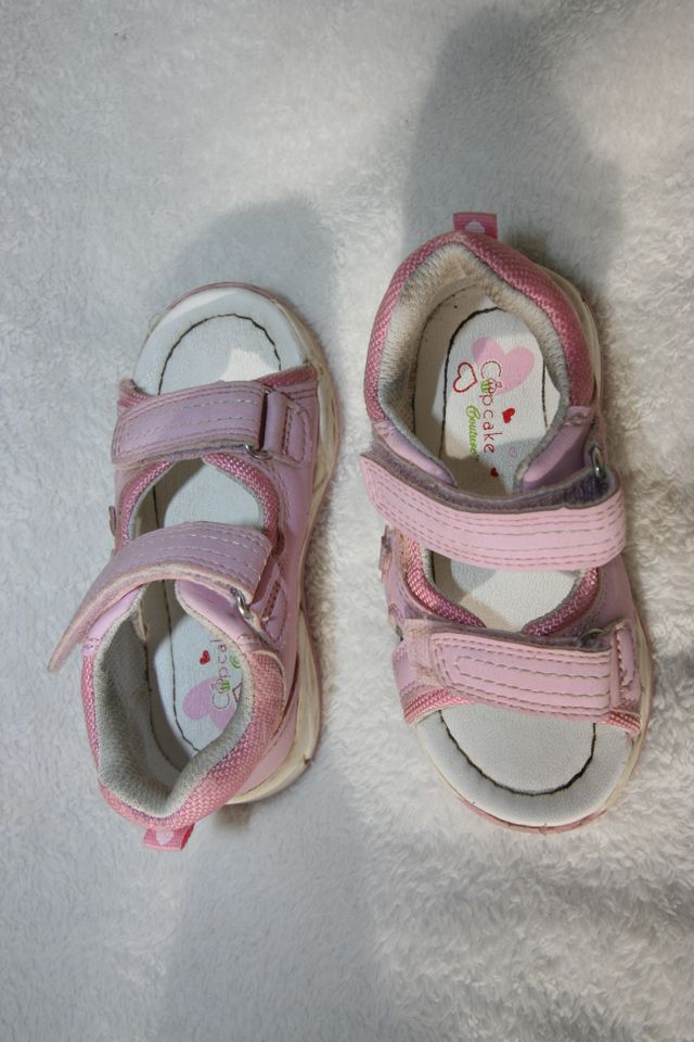 Mädchen Sandalen Cup Cake Sommerschuhe Gr. 22 innen 14cm rosa in Theismühlen