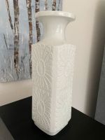 KPM Vase weißes Porzellan 25,5x8x8 cm Handarbeit Nordrhein-Westfalen - Ascheberg Vorschau