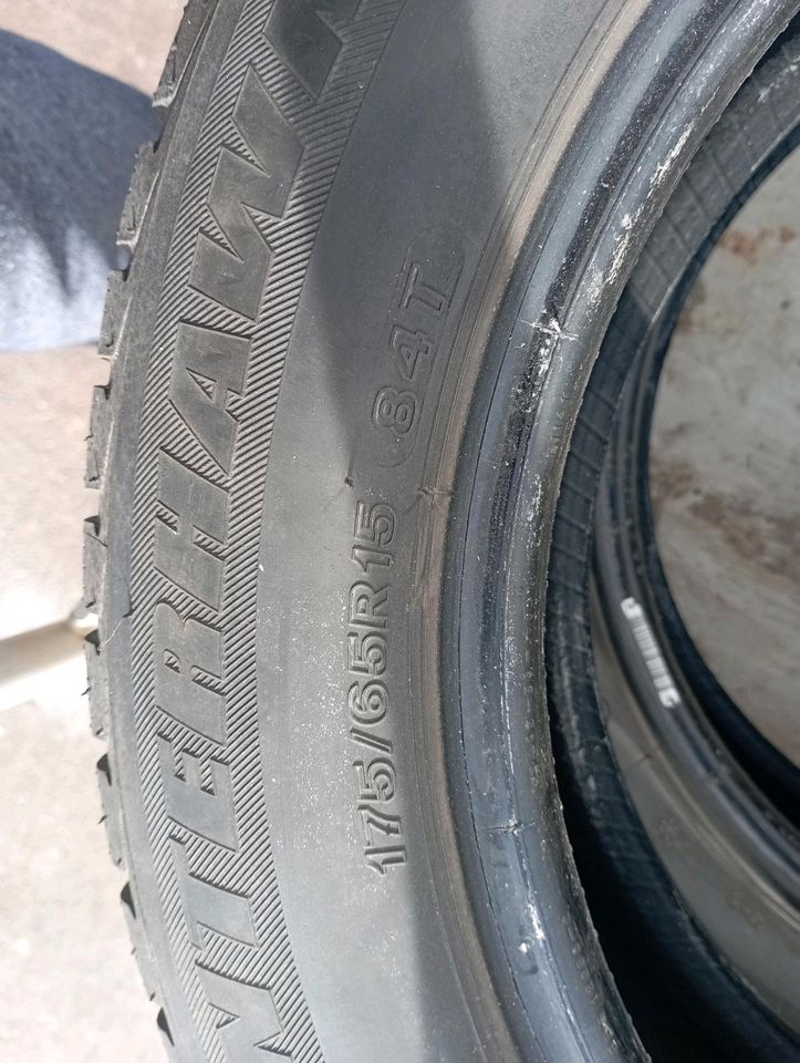 Reifen 175/65 R 15. 84 T Firestone in Gera