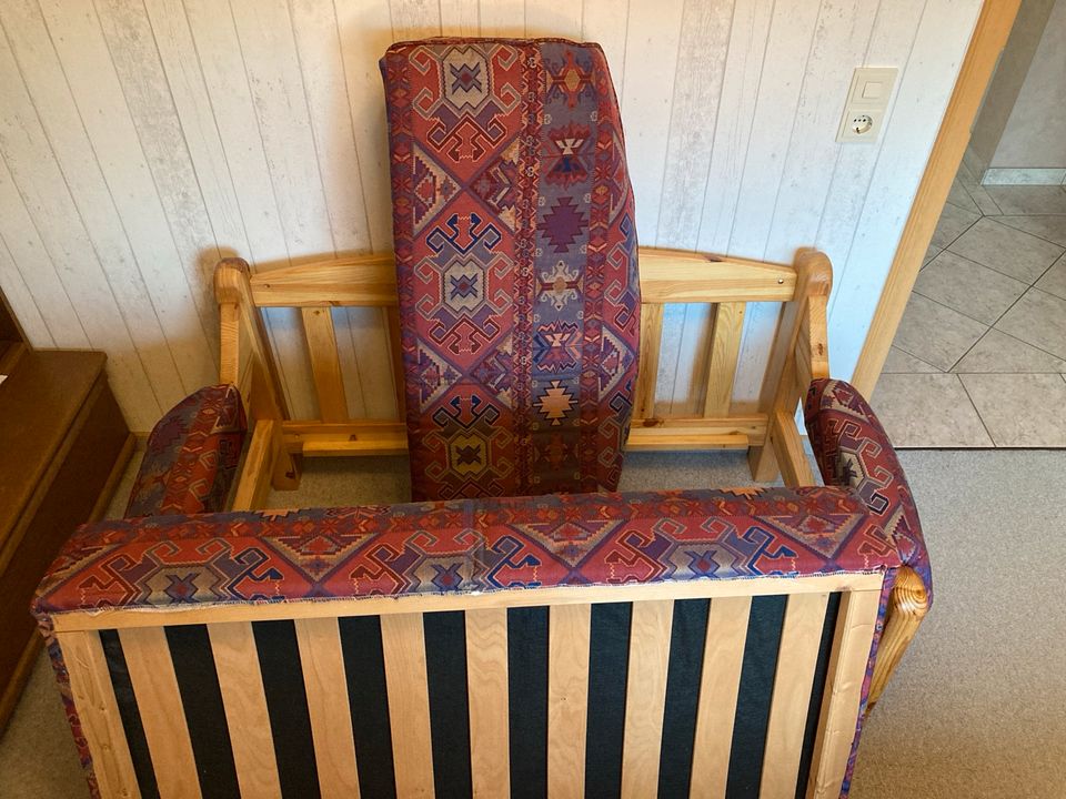Sofa mit Holzgestell (Kiefer) in Ahrenshöft