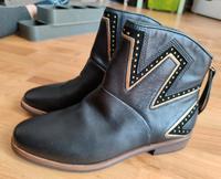 mega Stiefeletten UGG 38 Leder Nordrhein-Westfalen - Troisdorf Vorschau