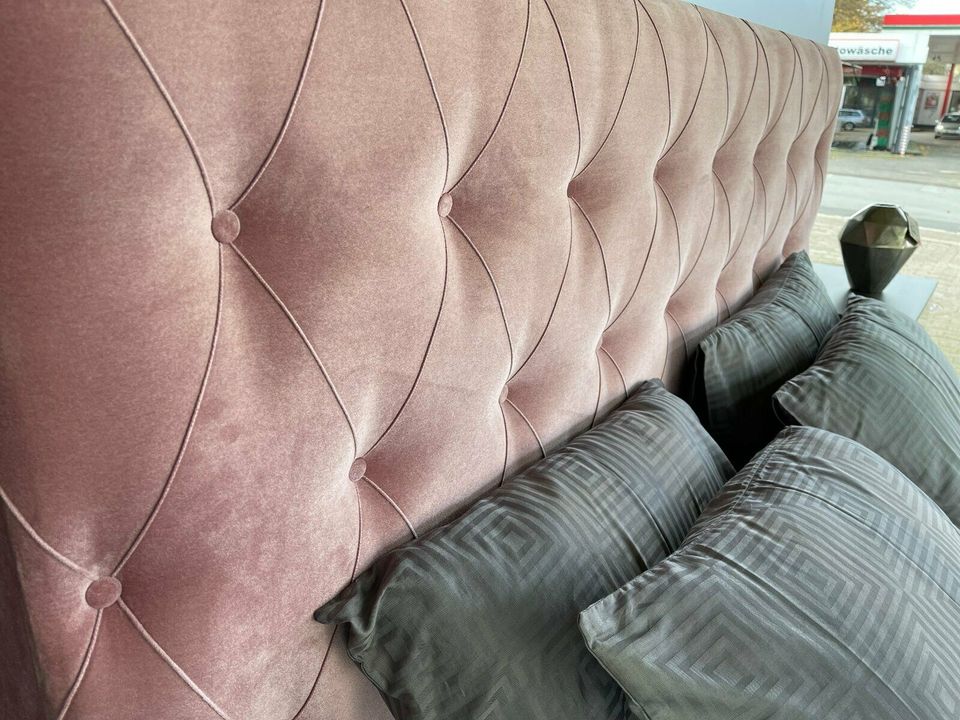 Boxspringbett Design Chesterfield Hoch Bett 180x200 Samt Rosa in Bielefeld