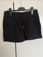 Schwarze Shorts Bayern - Gochsheim Vorschau