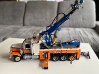 LEGO Technic Schwerlast-Abschleppwagen 42128 Heavy Duty Tow Truck Niedersachsen - Brake (Unterweser) Vorschau