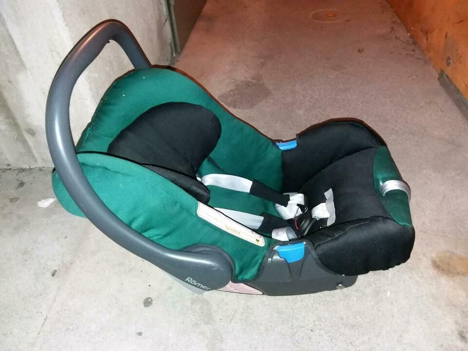 Kinderwagen Teutonia Mistral S 13 plus Römer Babyschale in Berlin