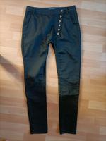 Jeans Röhre, dünn, Neu, schwarz, schräge Knopfleiste, M, 38 Nordrhein-Westfalen - Euskirchen Vorschau