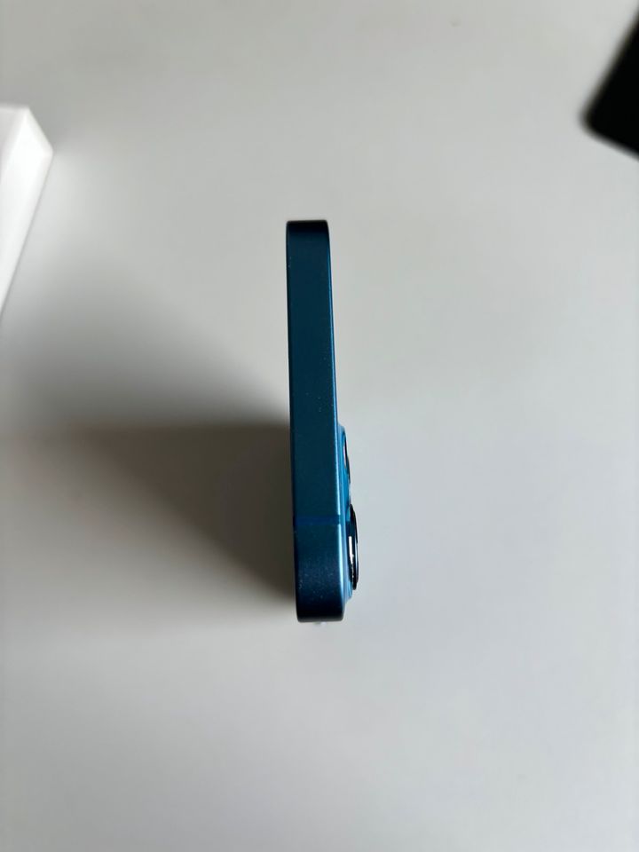 iPhone 13 | 128 GB, blau in Dortmund