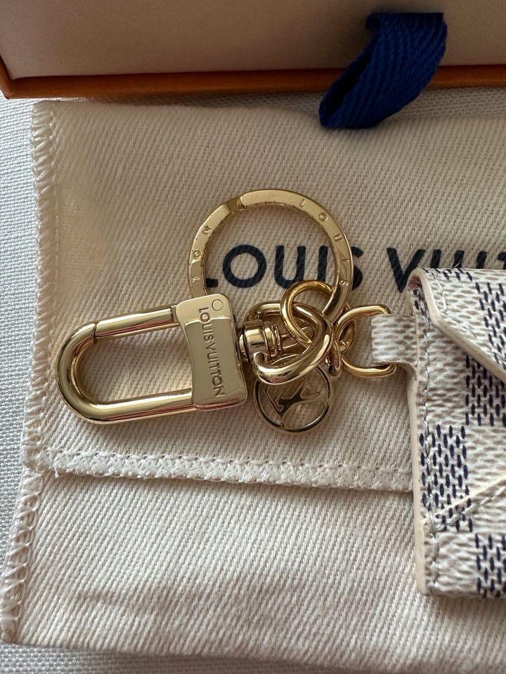 Louis Vuitton Kirigami Azur Schlüsselanhänger Taschenschmuck in Algermissen