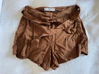Kurze Hose mit Reißverschluss und Taschen Bayern - Schweinfurt Vorschau