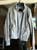 Bench Sommerjacke Bomberjacke hellblau aus Baumwolle S Berlin - Zehlendorf Vorschau