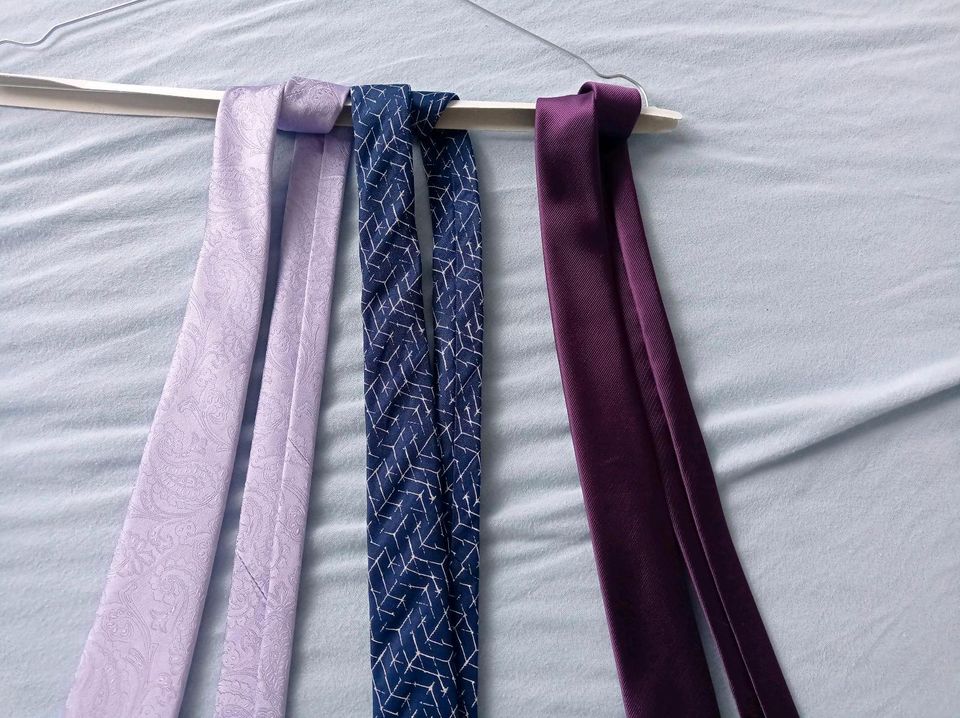 Verschiedene Krawatten / Marvelis/ Olymp in Ochtrup