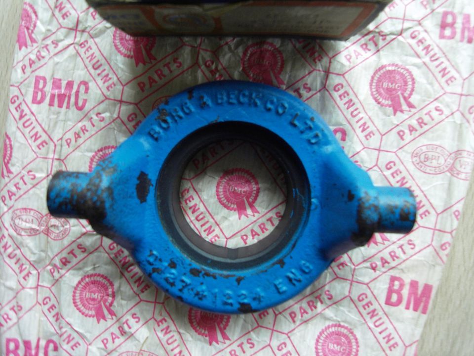 Borg & Beck 46893 AP Bearing Clutch Ausrücklager NOS Aston Alvis in Villingen-Schwenningen