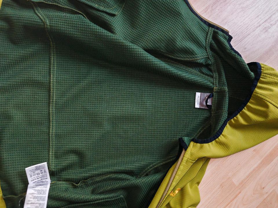 140 jack wolfskin softshell Jacke apfelgrün in Herford