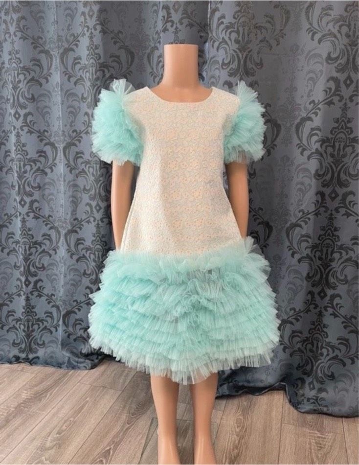 Mädchen Prinzessin Kleid Abendkleid Partykleid Gr 128cm in Braunschweig