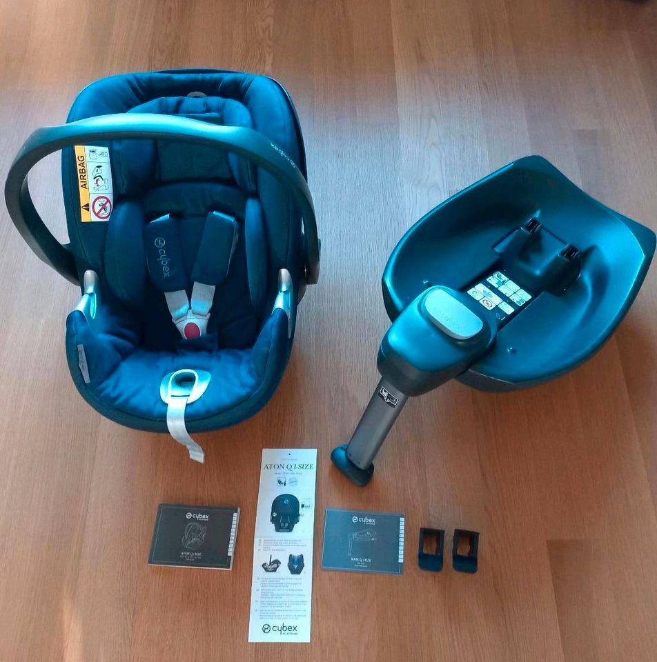 Babyschale Autositz Cybex Aton Q i-size mit Basisstation isofix in Hanau