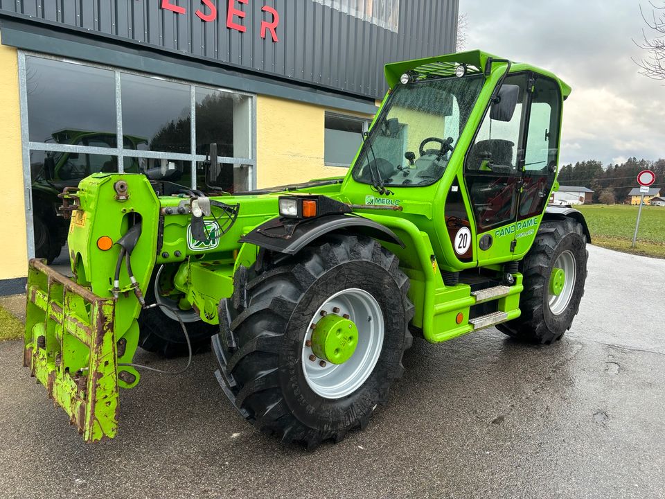 Merlo 55.9 Teleskoplader 9m Höhe u 5,5t Hubkraft 40km/h in Freilassing