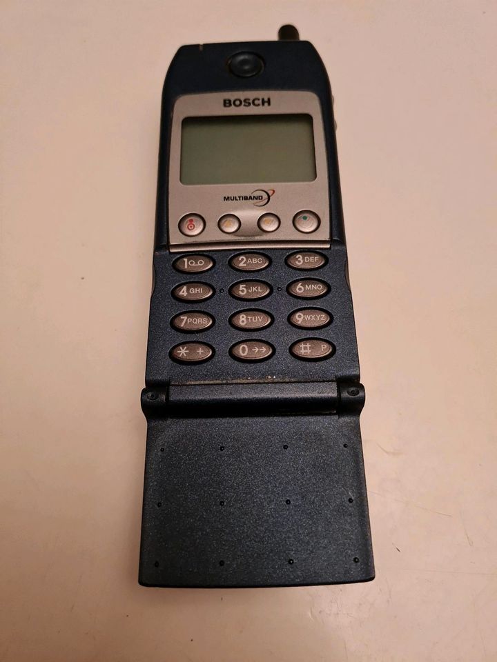 Bosch GSM 909 Dual Multiband  in grau in Klingenthal