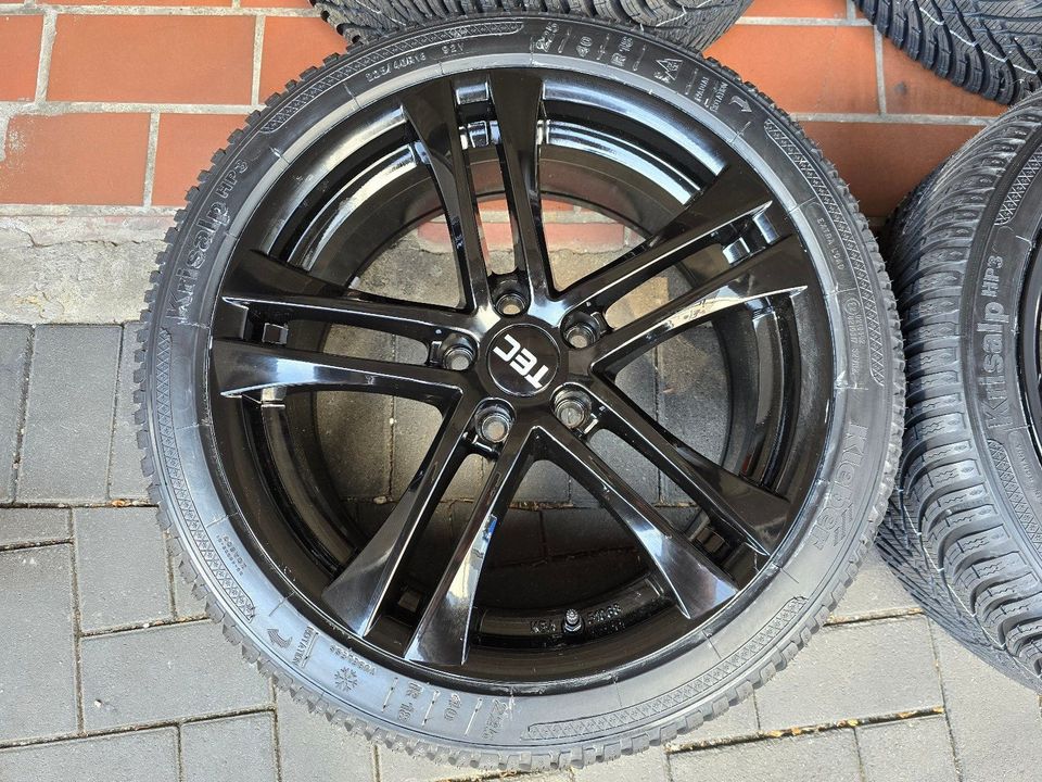 Kia ProCeed Hyundai I30 Mazda 3 18 Zoll Winterräder 225/40 R18 92 in Heiligenhaus