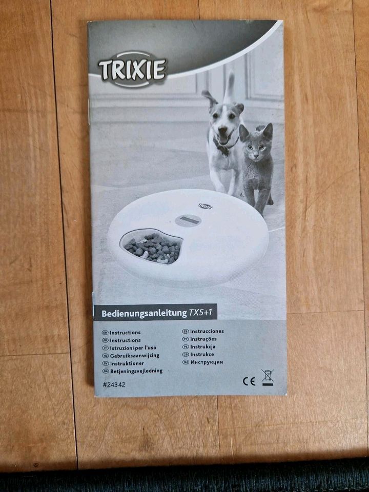 TRIXIE Futterautemat Hund/Katze in Freiburg im Breisgau