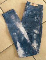 ONLY Hose, Jeans mit Batikmuster, Stretch, Gr. 26/30 Nordrhein-Westfalen - Herten Vorschau