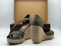 Tommy Hilfiger Keilabsatz Sandalen Khaki Baden-Württemberg - Schramberg Vorschau