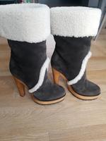 Winterstiefel Dolce & Gabbana Gr. 37 Brandenburg - Bernau Vorschau
