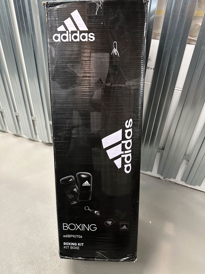 Adidas Boxsack zu verkaufen in Neufahrn