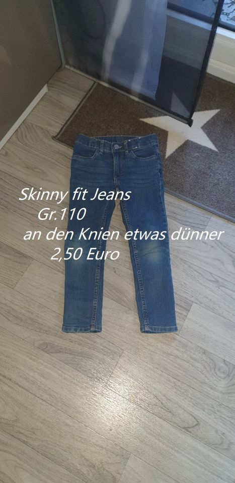 Shorts,Jeans,Jogger....Gr.110/116 H&M,C&A... in Düren