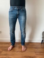 Jeans Boss Modell Delaware Slim Fit Größe 32/32 Düsseldorf - Unterbilk Vorschau