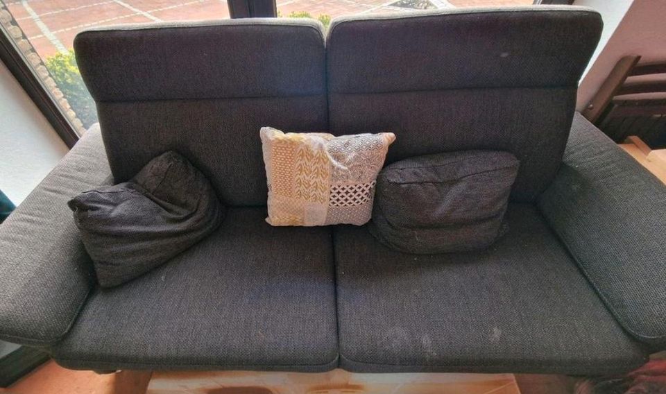 Couch Sofa 2-Sitzer in Hille