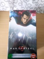 Figur von Superman – Man of Steel – Ultimate Collector's Edition Mitte - Wedding Vorschau