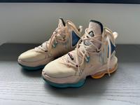 Nike LeBron 19 Minneapolis Lakers 40,5 Hessen - Wölfersheim Vorschau