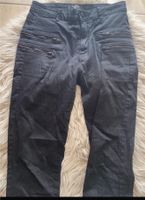 Sehr gut erhaltene schwarze Mango Stretch Jeans, Größe 36 Baden-Württemberg - Freiberg am Neckar Vorschau