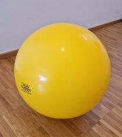 Gymnastikball gelb 45cm Kinder für Schreibtisch Stuhl Ersatz Baden-Württemberg - Reutlingen Vorschau