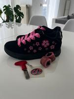 Heelys Rollen-Schuhe Cherry Blossom 7412 Hessen - Gelnhausen Vorschau