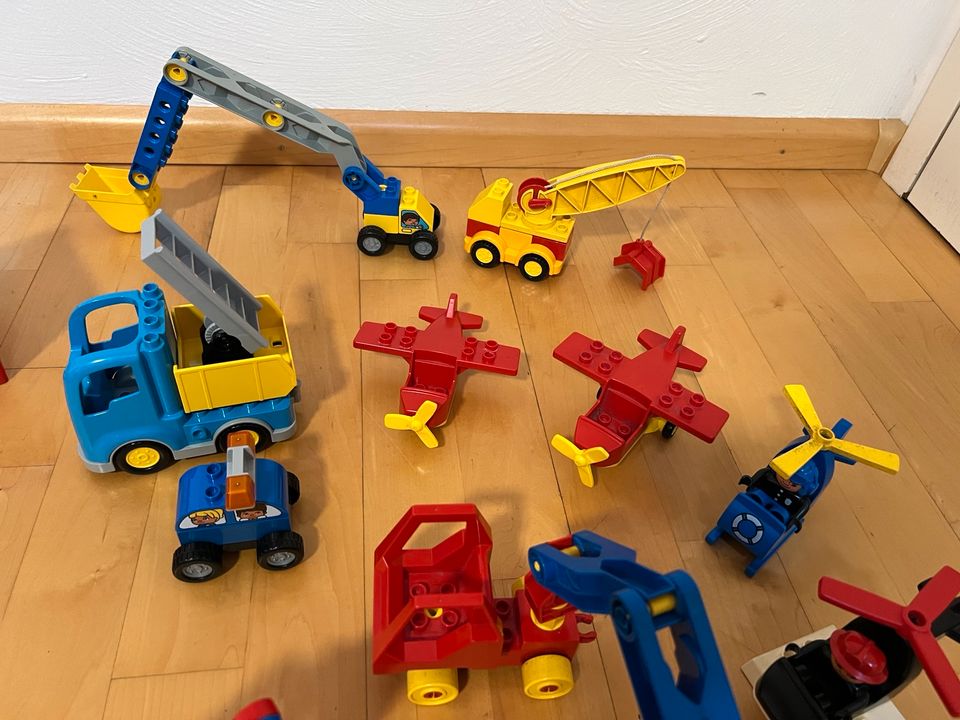 Riesige Lego Duplo Sammlung (viele Fahrzeuge, Kräne, Zootiere) in Saulheim