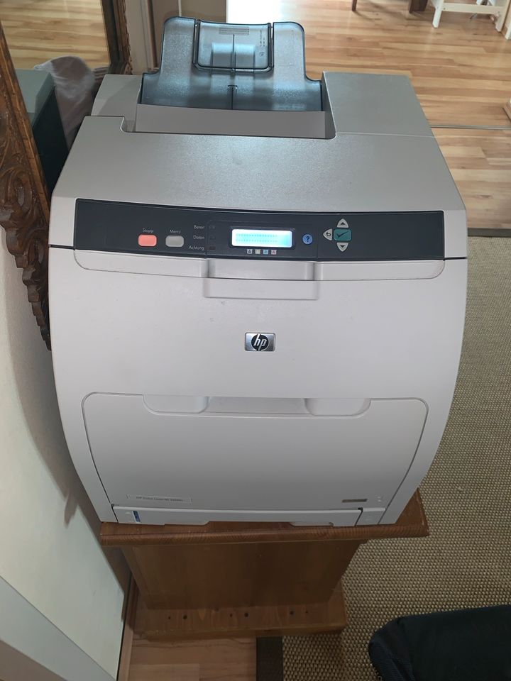 Laser Farbdrucker HP Color Ladenkette 3600n mit neue farbPatronen in Zernsdorf