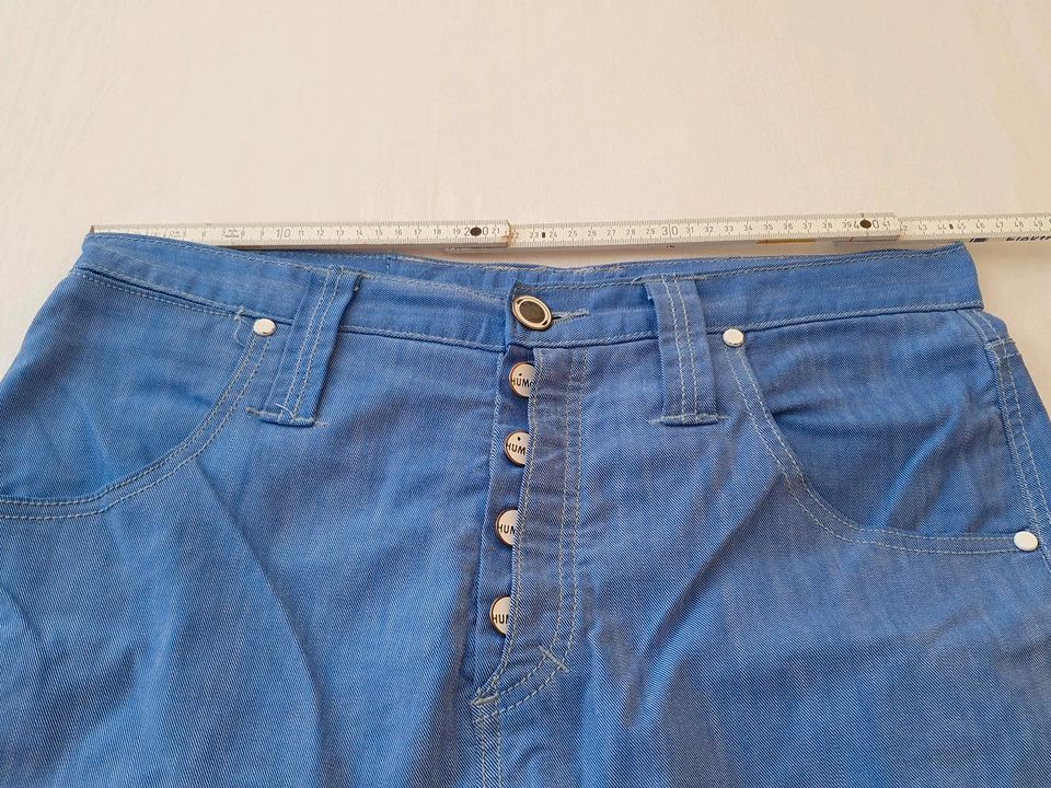 HUMÖR Jeans 2x Kurze SANTIAGO Blau & Orange Größe 34/35 in Ostseebad Binz